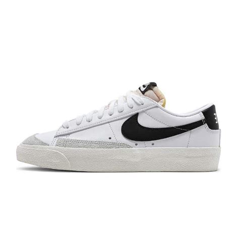 Wmns Blazer Low '77 'White Black' 